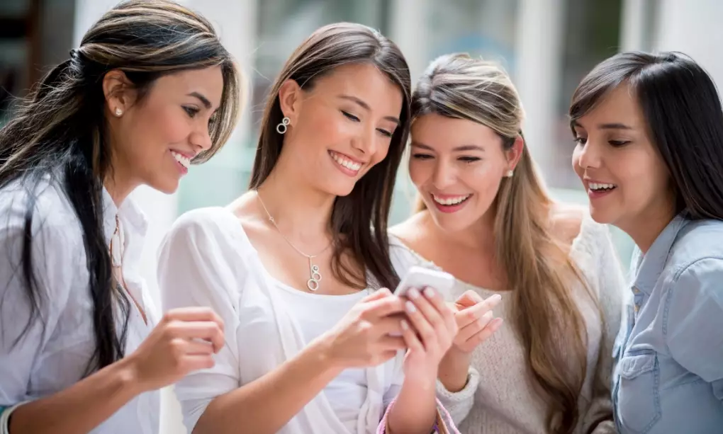 women's mental health social media