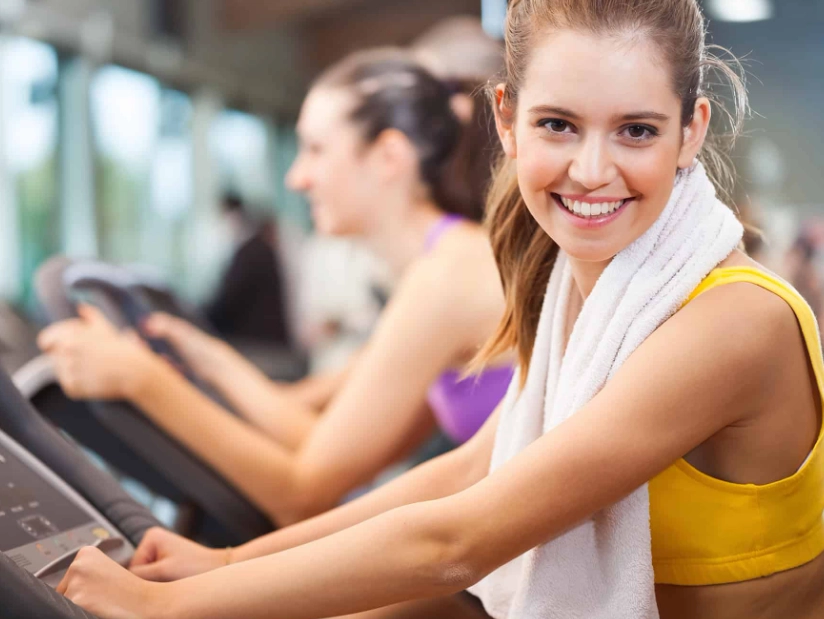 how many times a week should a woman lift weights